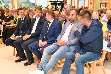 Praznovanje 10. obletnice društva Koroškega medgeneracijskega centra (KMC) (26)